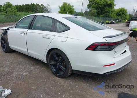 2024 Honda Accord Hybrid Sport-L z USA, uszkodzony, nr VIN 1HGCY2F7XRA063833